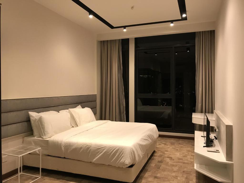 Expressionz Suites, Klcc By Ozfun Куала Лумпур Екстериор снимка